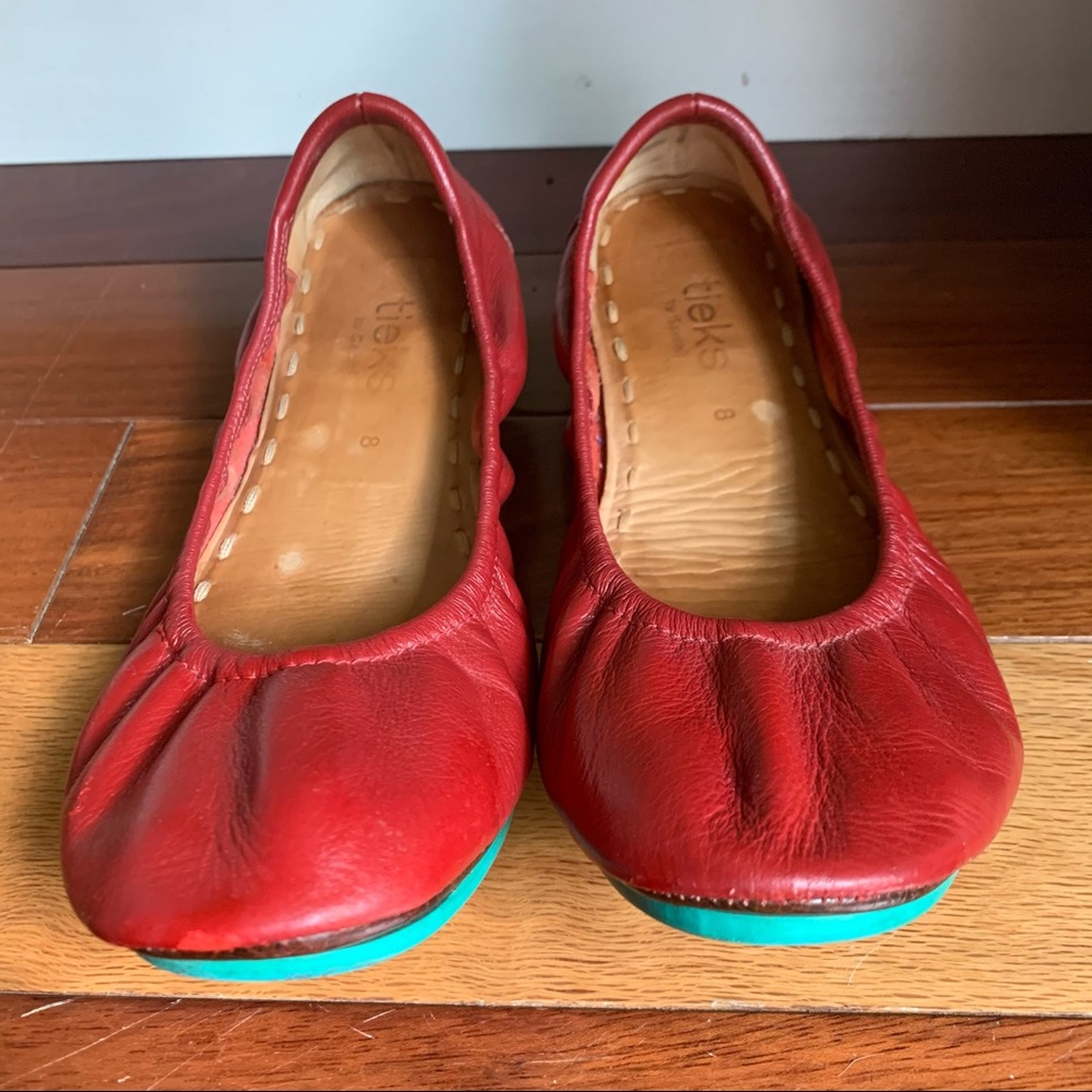 Tieks Size 8 Cardinal Red